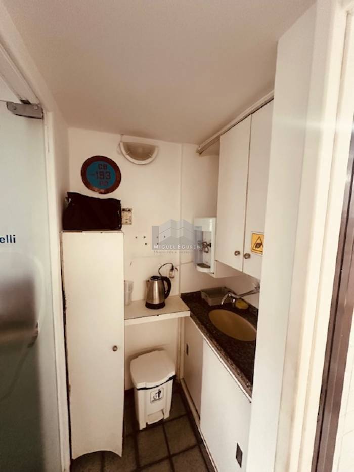 EMPRESARIAL ALBERT EINSTEIN - ILHA DO LEITE COM 40M² - VENDA 