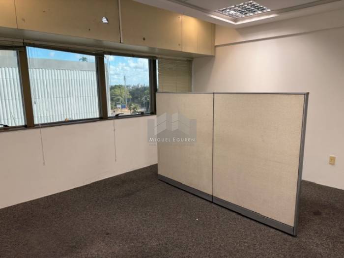 SALA COMERCIAL  EMPRESARIAL THOMAS EDISON NA ILHA DO LEITE COM 30m²-