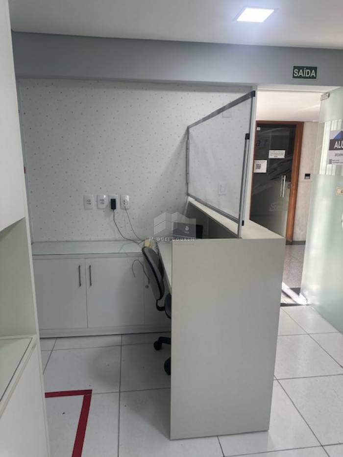 EMPRESARIAL ALBERT EINSTEIN - SALA LOCAÇÃO -  40M² - MOBILIADA CONSULTÓRIO 