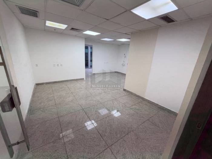 SALA COMERCIAL -EMPRESARIAL CHARLES DARWIN COM 50M² - LOCAÇÃO