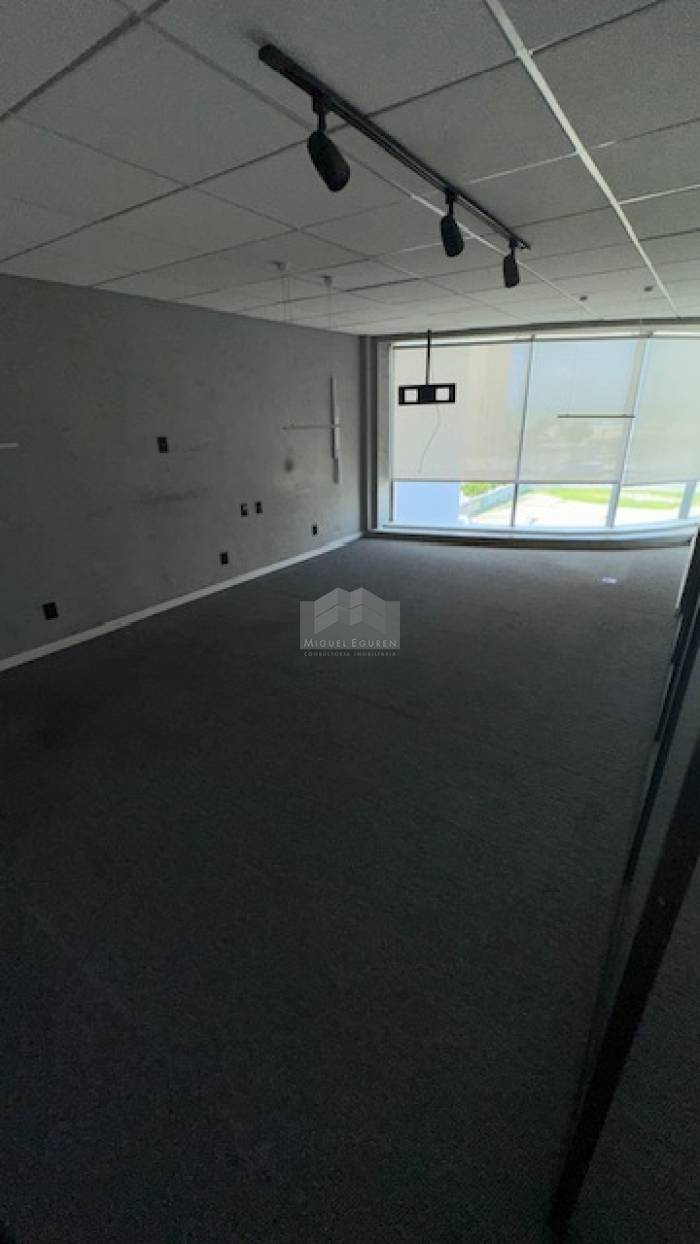 EMPRESARIAL ITC- INTERNACIONAL TRADE CENTER SALA COM 205M²