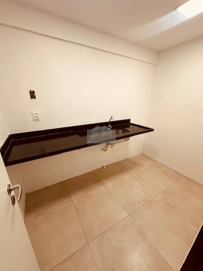 EMPRESARIAL ALBERT EINSTEIN -LOJA  COM 52M² NA ILHA DO LEITE - LOCAÇÃO